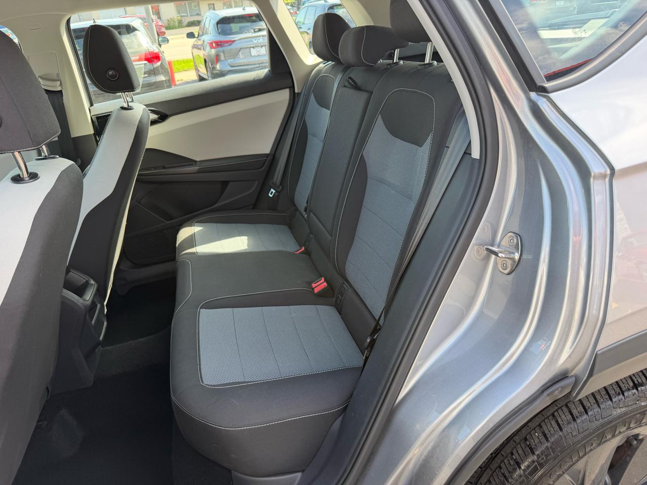 Volkswagen Taos S 2025