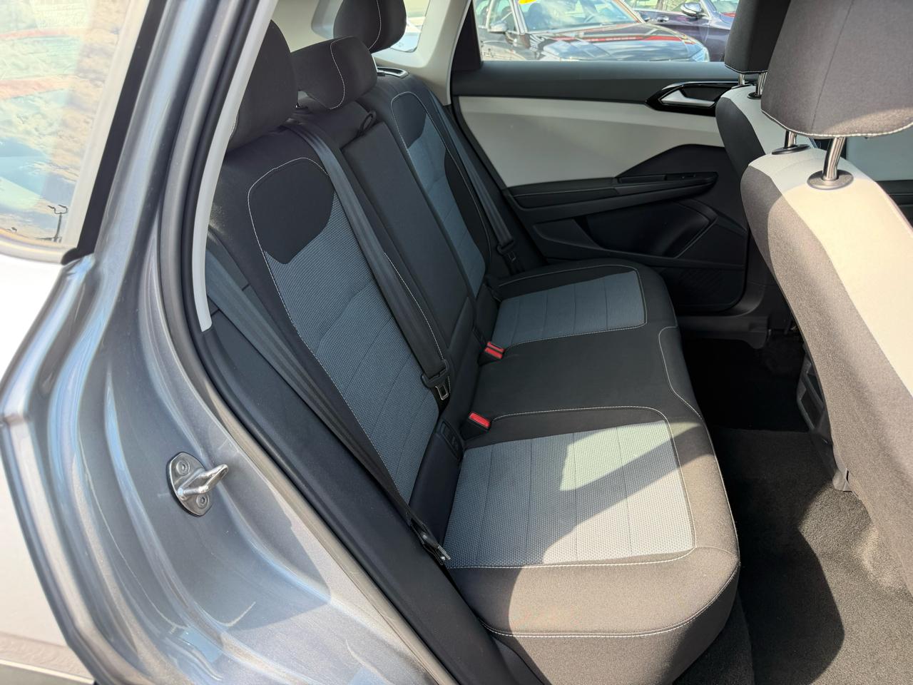 Volkswagen Taos S 2025