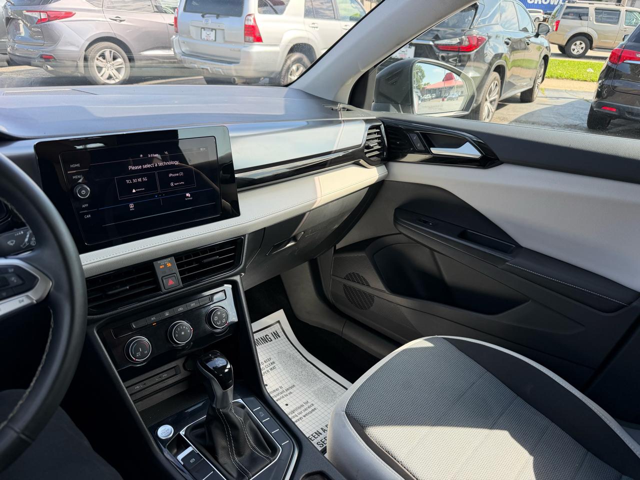 Volkswagen Taos S 2025