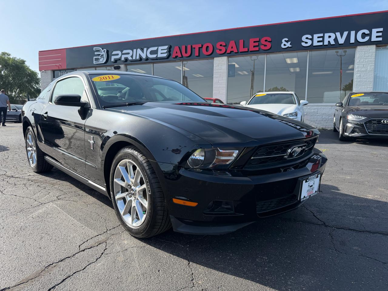 Ford Mustang V6 Coupe 2011