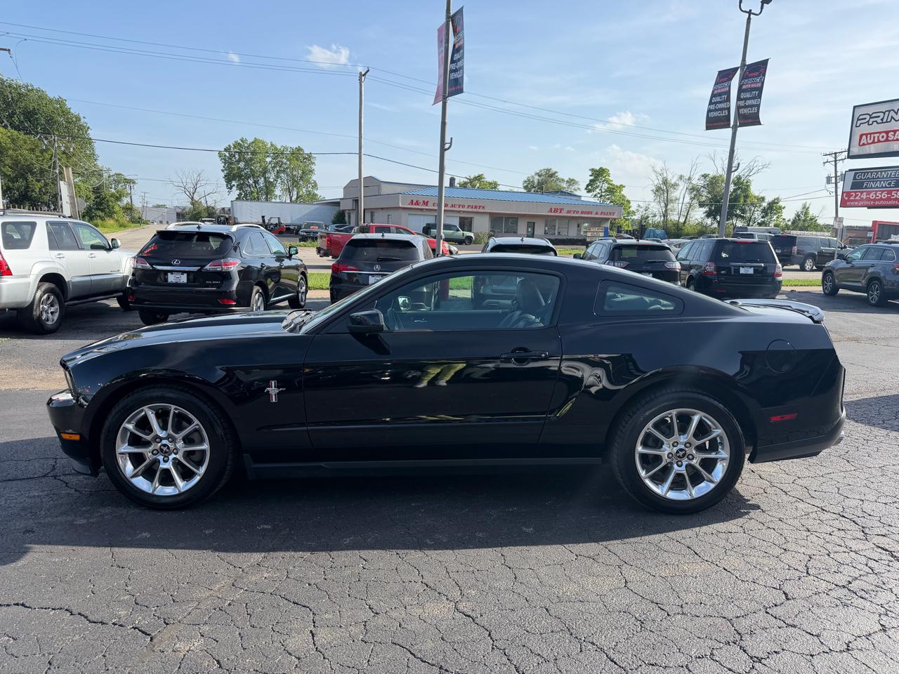 Ford Mustang V6 Coupe 2011