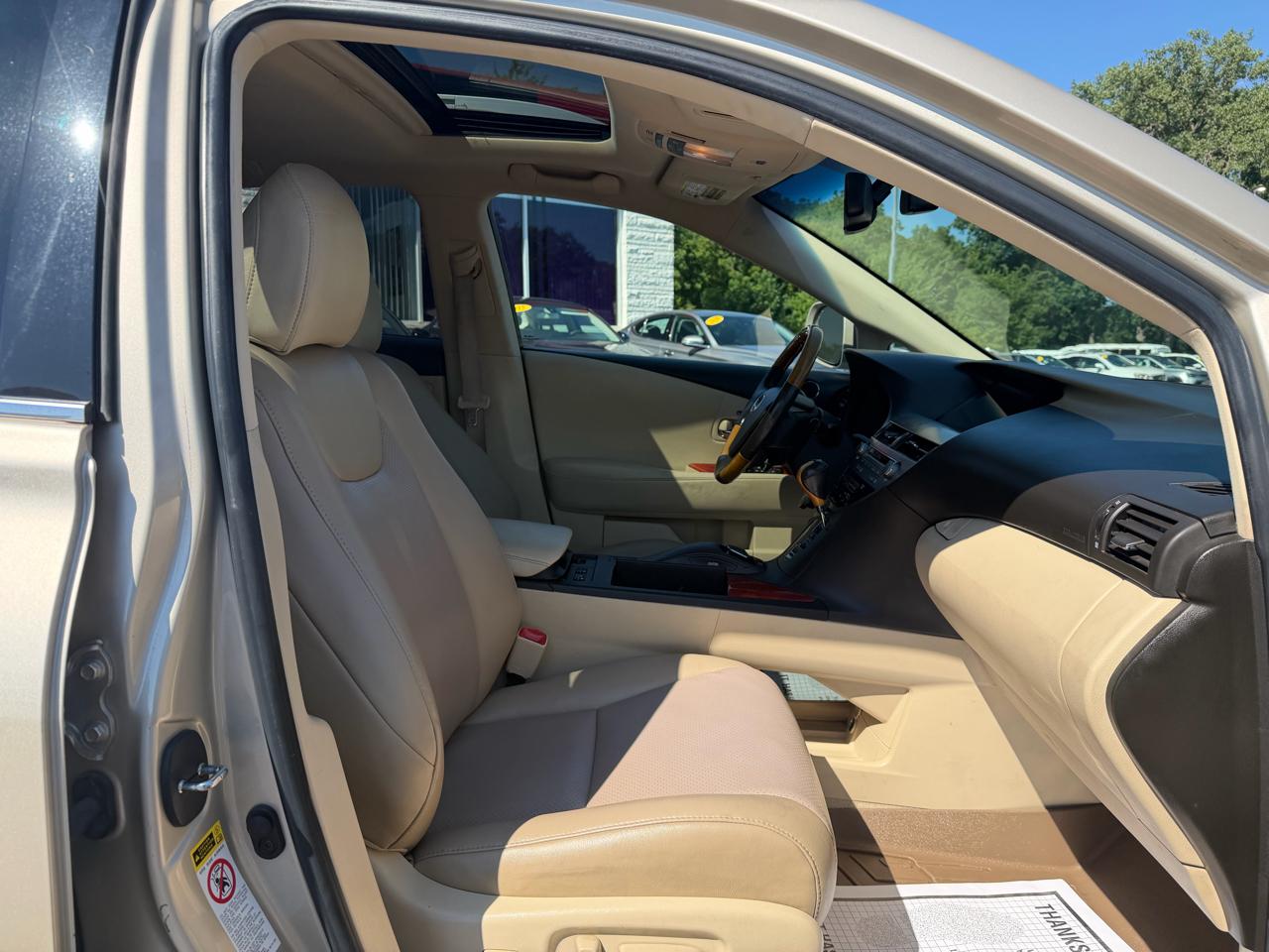 Lexus RX 350 FWD 2011