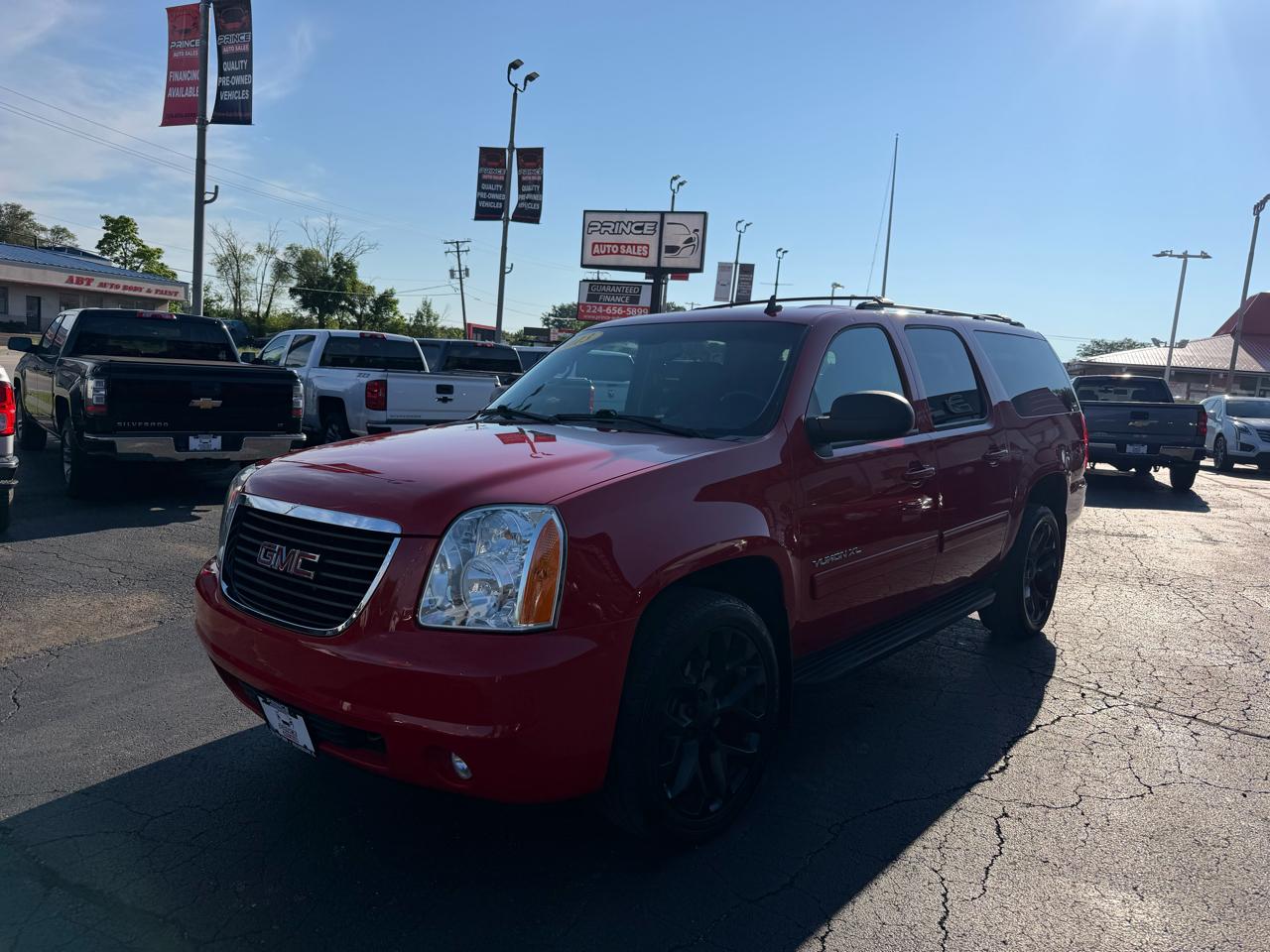 GMC Yukon XL SLE-1 1/2 Ton 4WD 2013