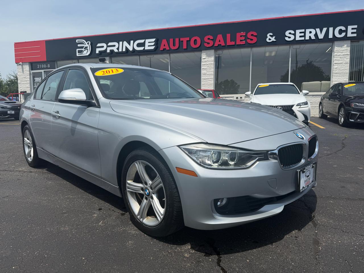 BMW 3-Series 328i xDrive Sedan 2013