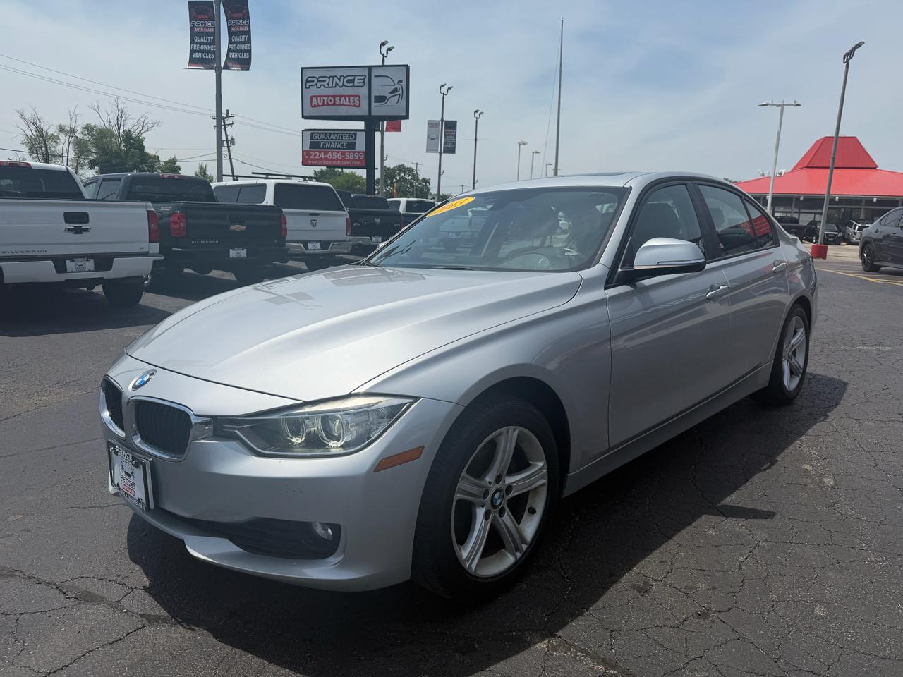 BMW 3-Series 328i xDrive Sedan 2013