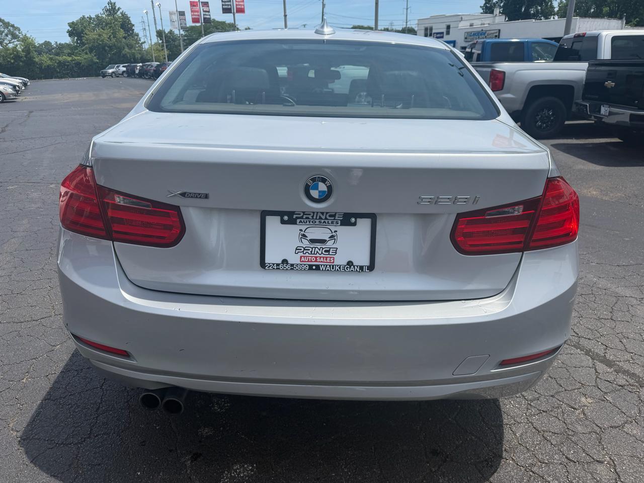 BMW 3-Series 328i xDrive Sedan 2013