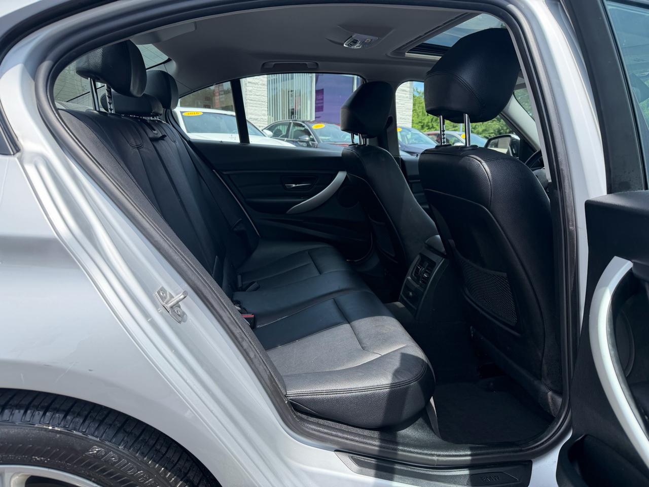BMW 3-Series 328i xDrive Sedan 2013