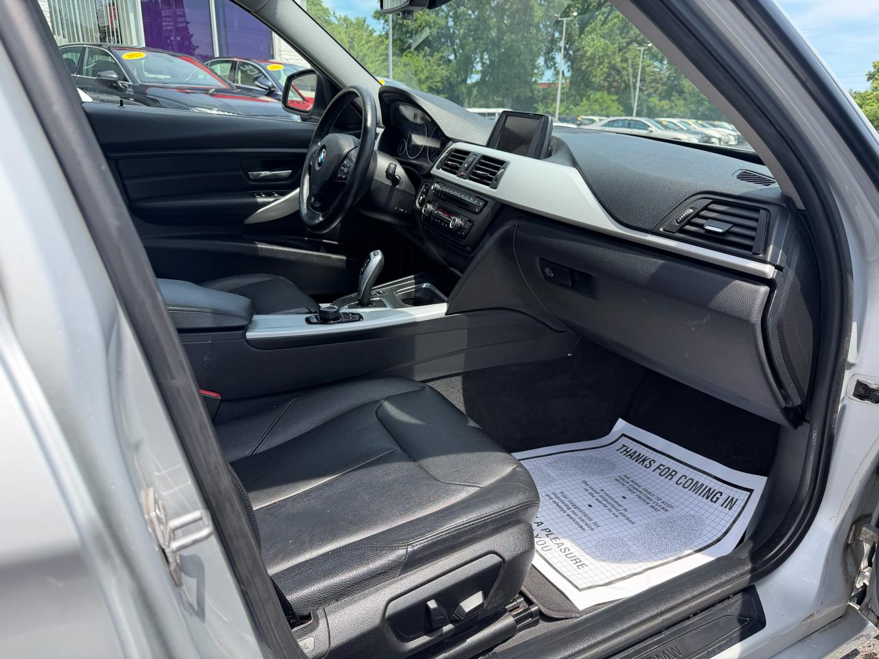 BMW 3-Series 328i xDrive Sedan 2013