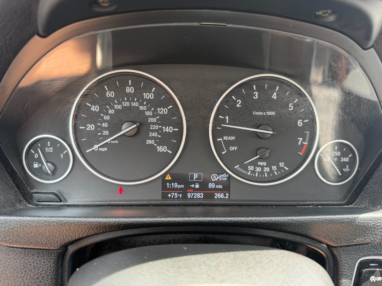 BMW 3-Series 328i xDrive Sedan 2013
