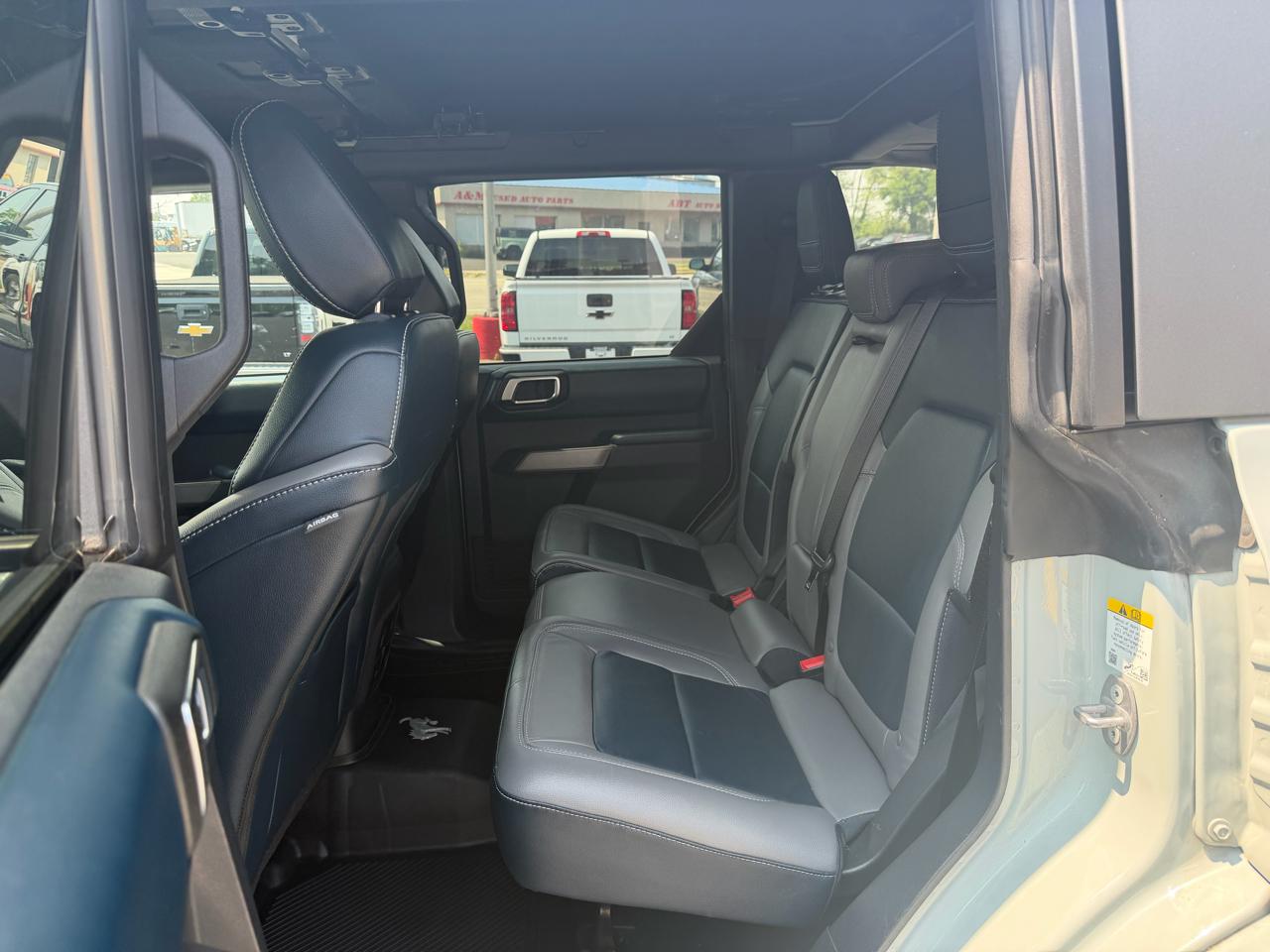 Ford Bronco Base 4-Door 2022