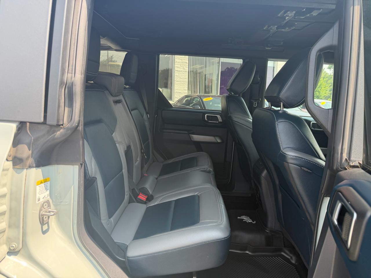 Ford Bronco Base 4-Door 2022