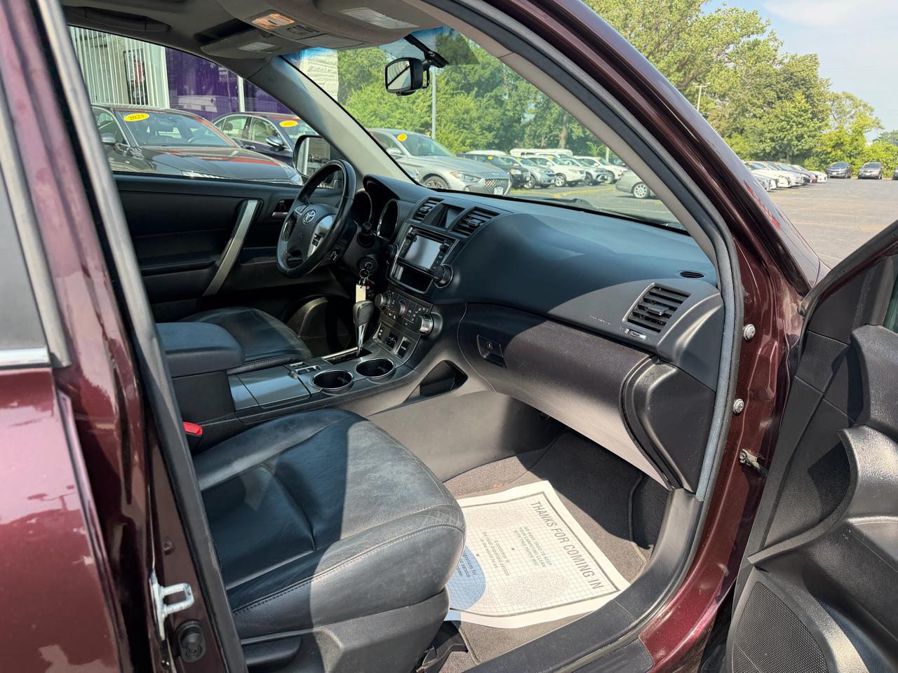 Toyota Highlander Base 4WD 2013