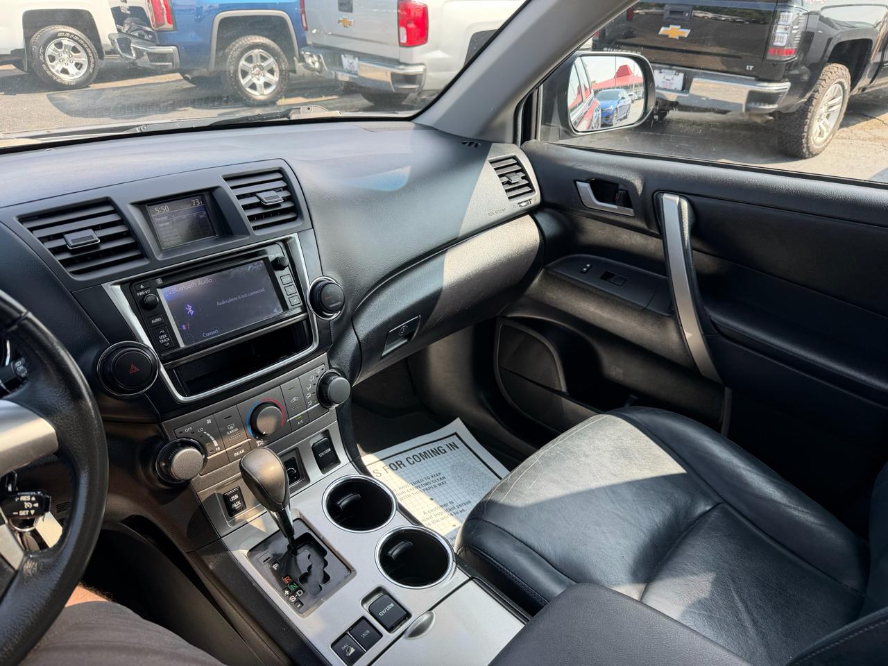Toyota Highlander Base 4WD 2013