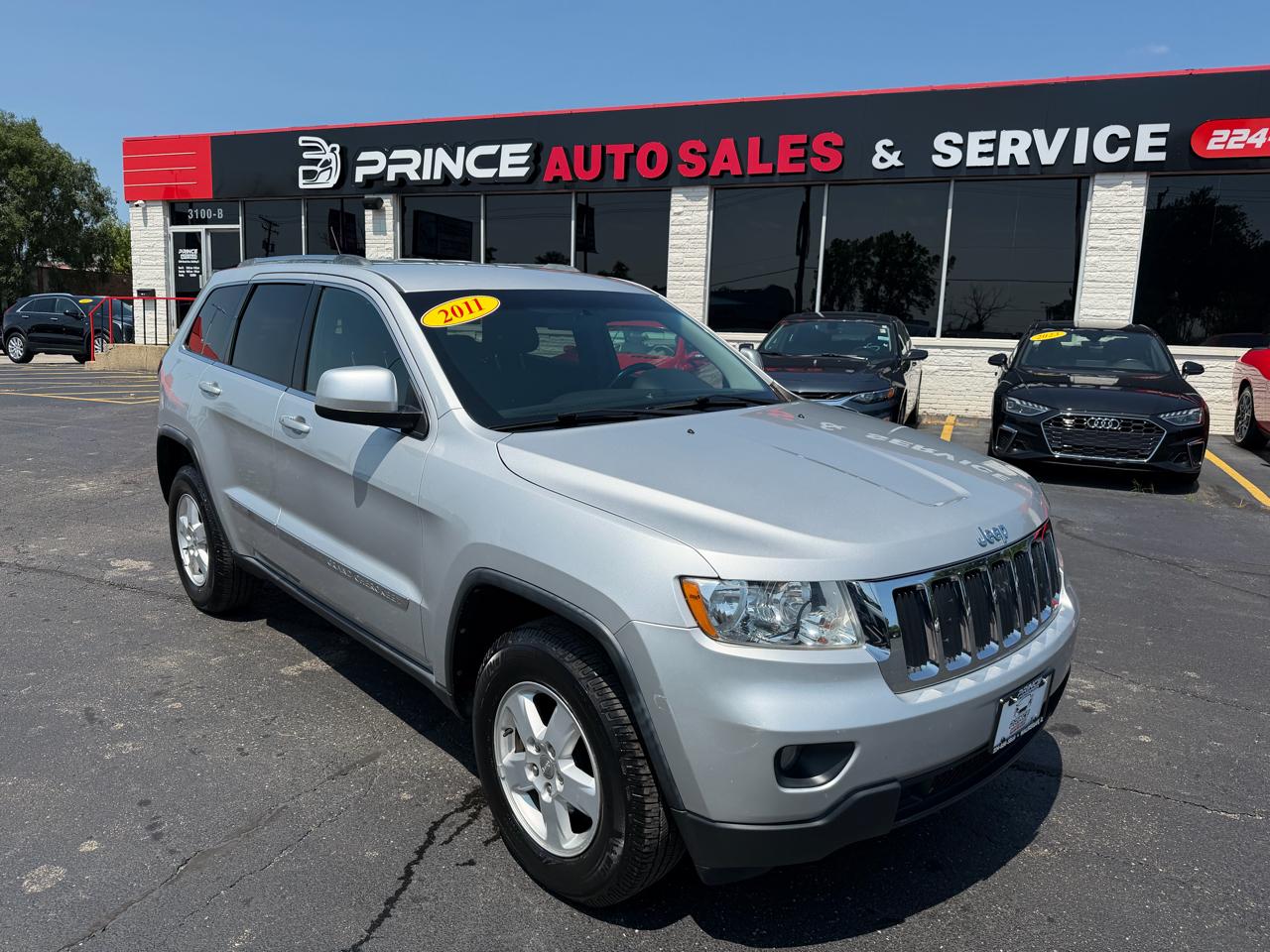 Jeep Grand Cherokee Laredo 4WD 2011