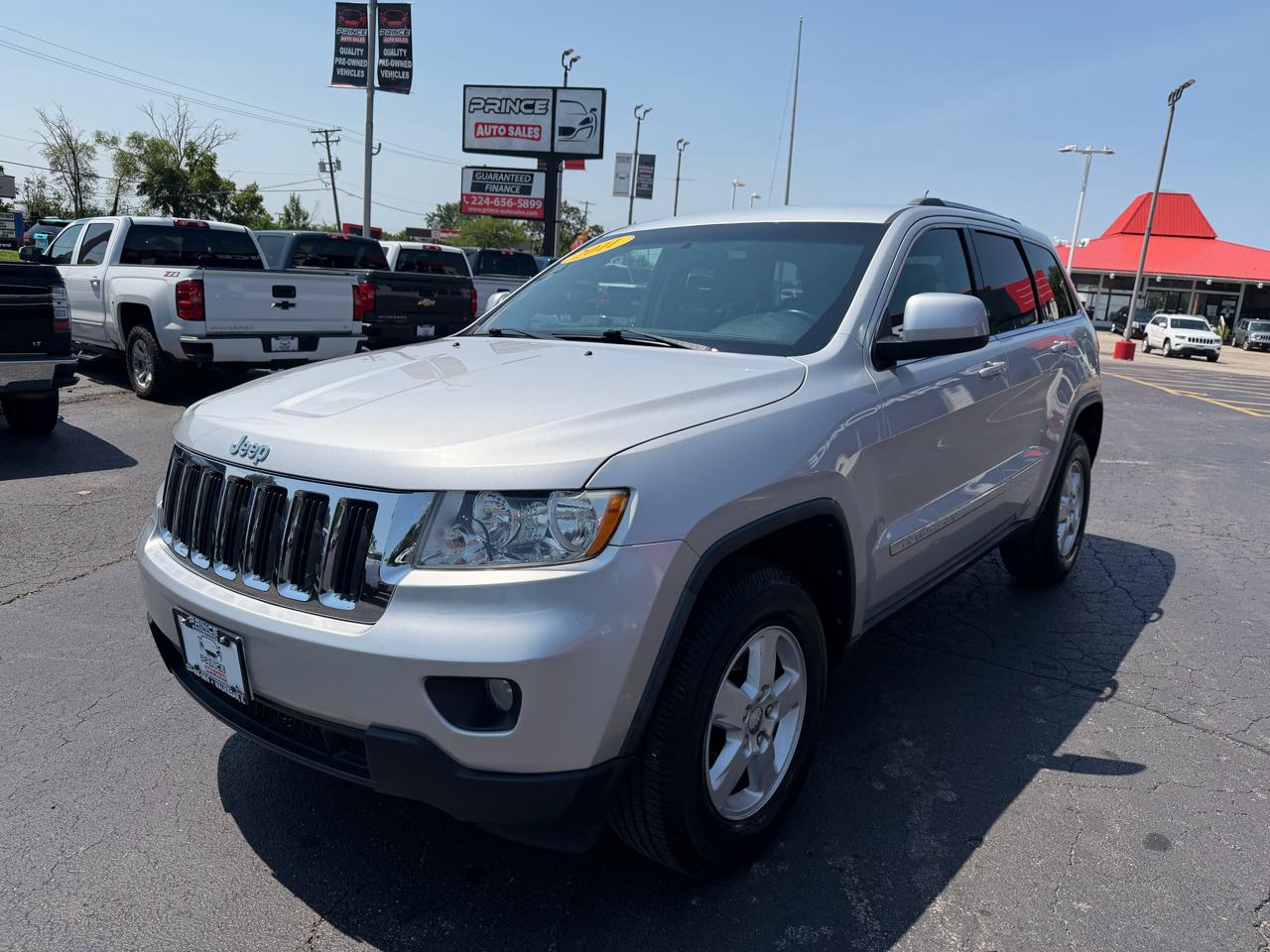 Jeep Grand Cherokee Laredo 4WD 2011