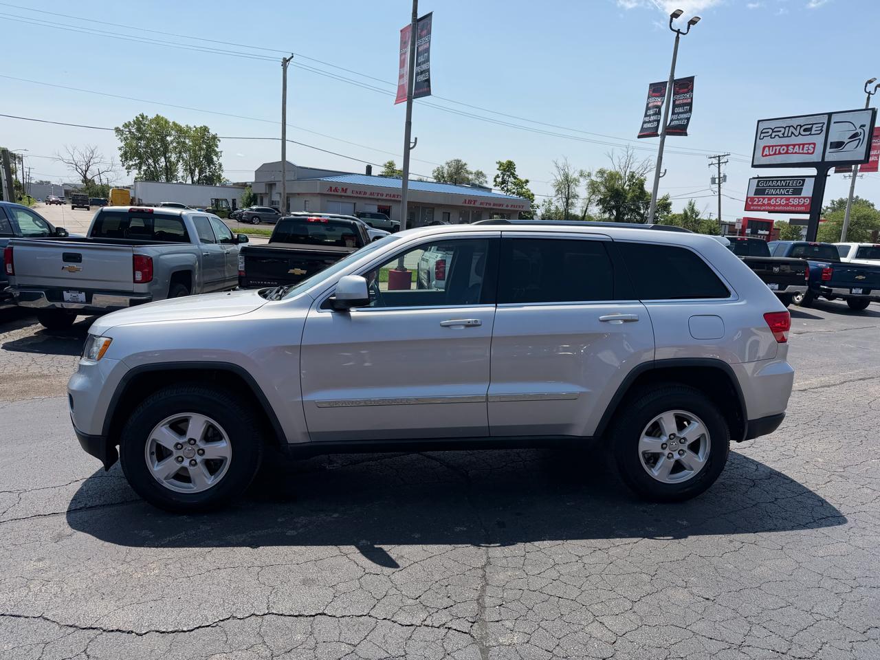 Jeep Grand Cherokee Laredo 4WD 2011