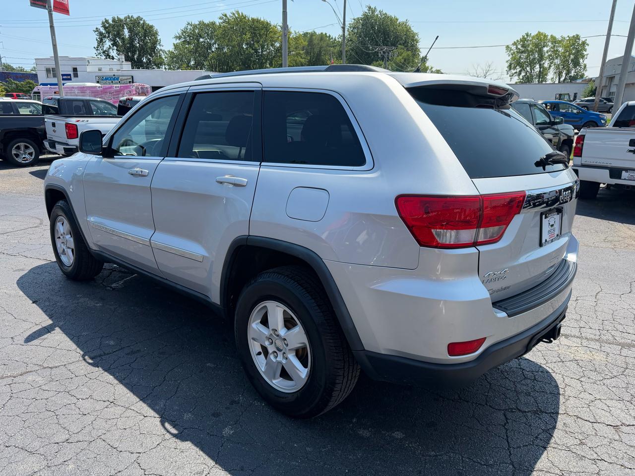 Jeep Grand Cherokee Laredo 4WD 2011