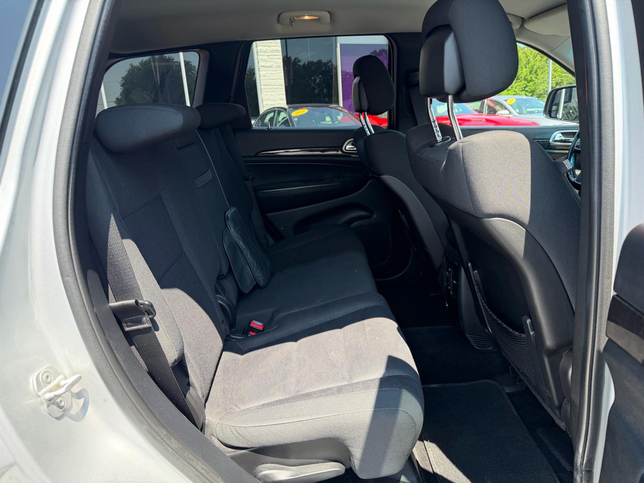 Jeep Grand Cherokee Laredo 4WD 2011