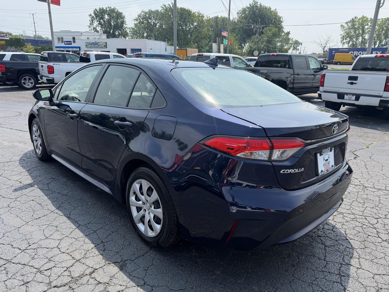 Toyota Corolla LE 2021