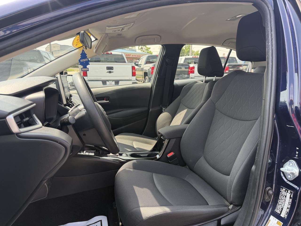 Toyota Corolla LE 2021