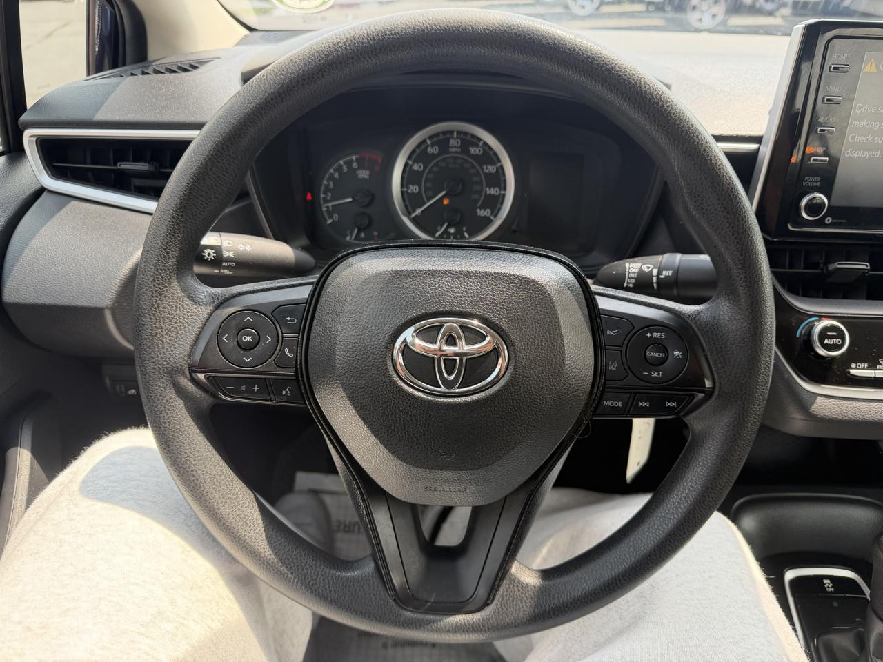 Toyota Corolla LE 2021