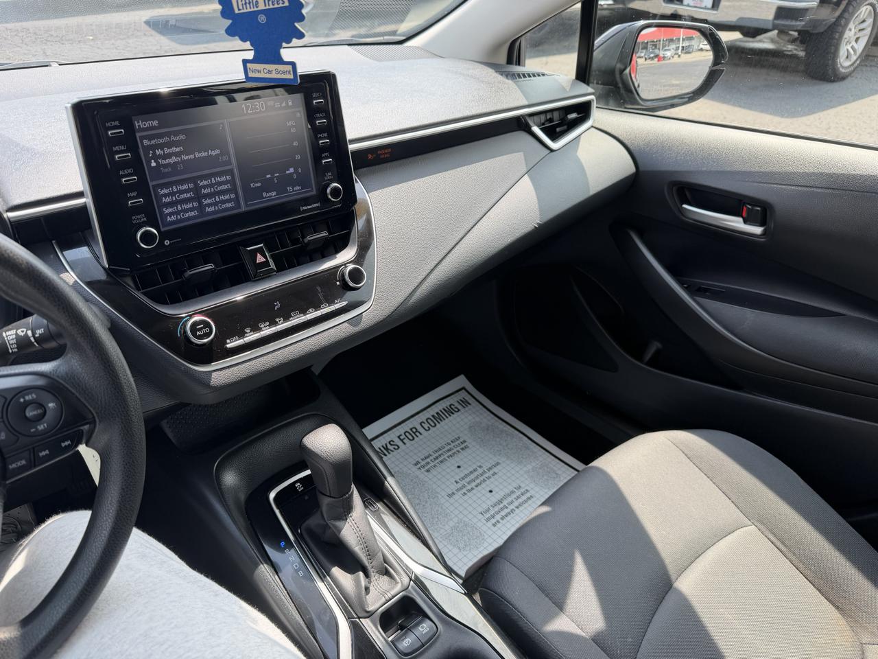 Toyota Corolla LE 2021