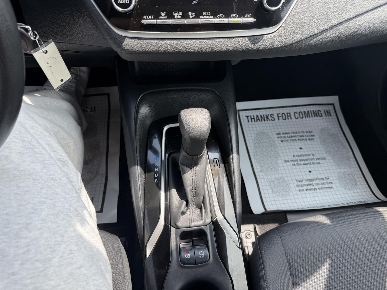 Toyota Corolla LE 2021