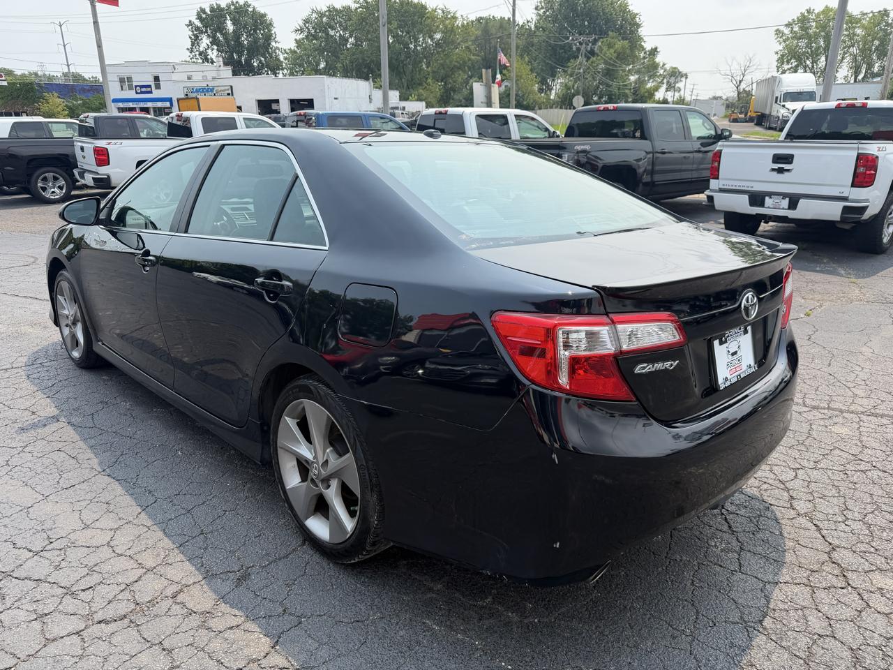 Toyota Camry XLE V6 2013