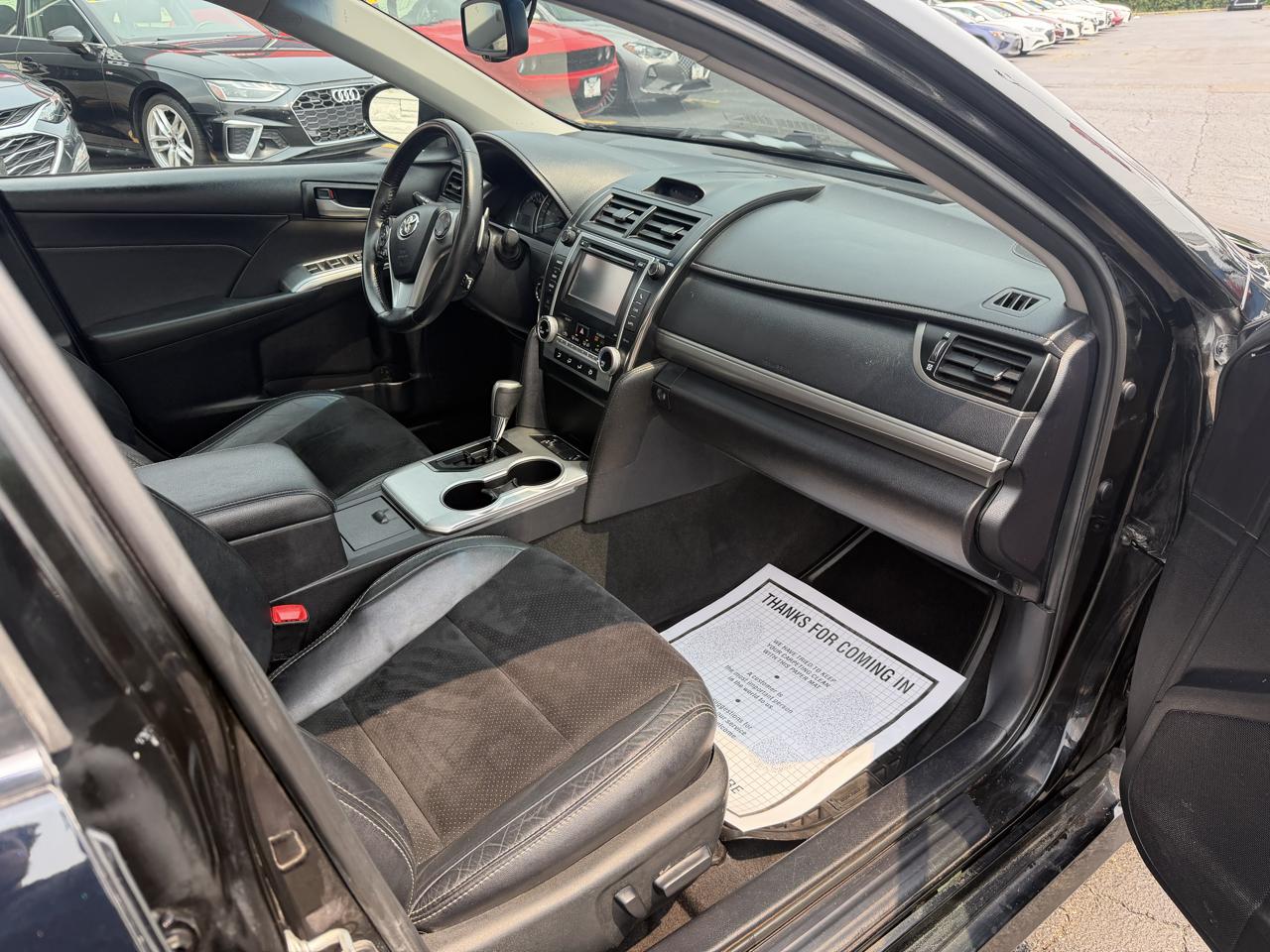 Toyota Camry XLE V6 2013