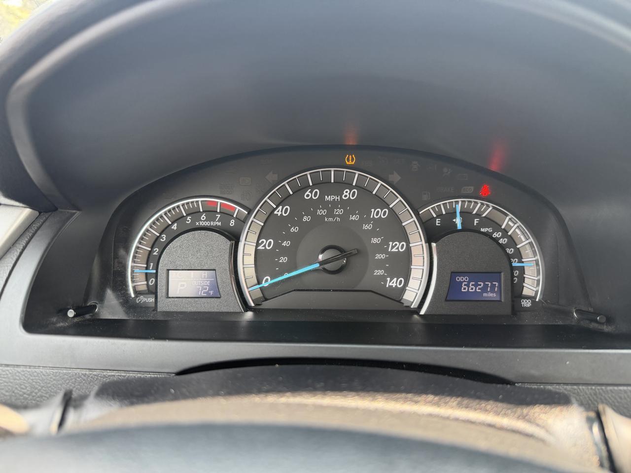 Toyota Camry XLE V6 2013