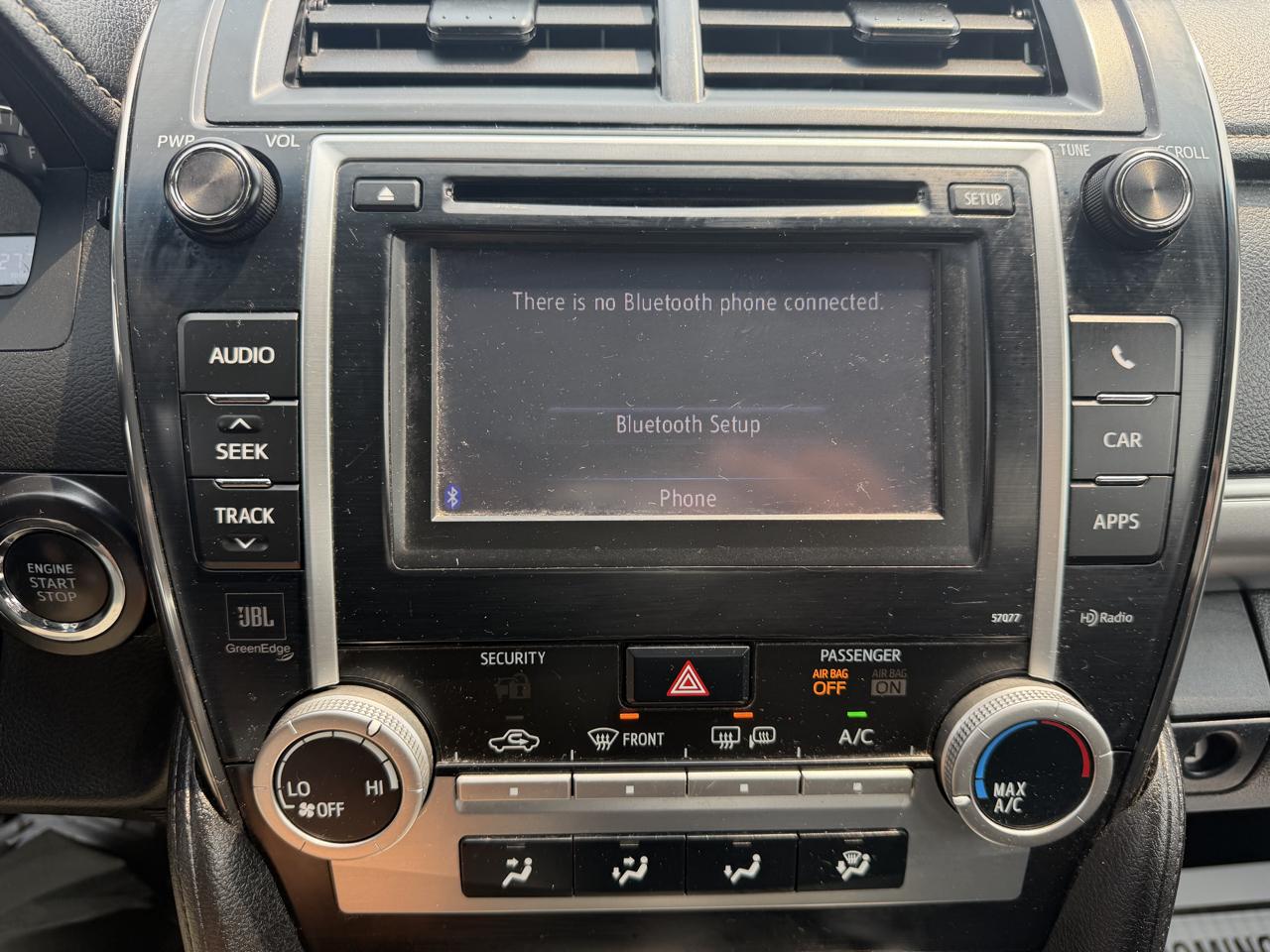 Toyota Camry XLE V6 2013