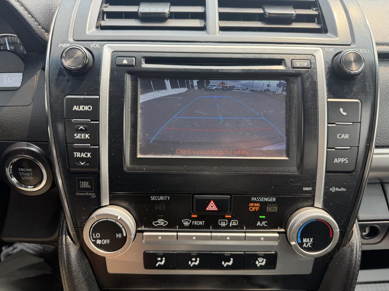 Toyota Camry XLE V6 2013