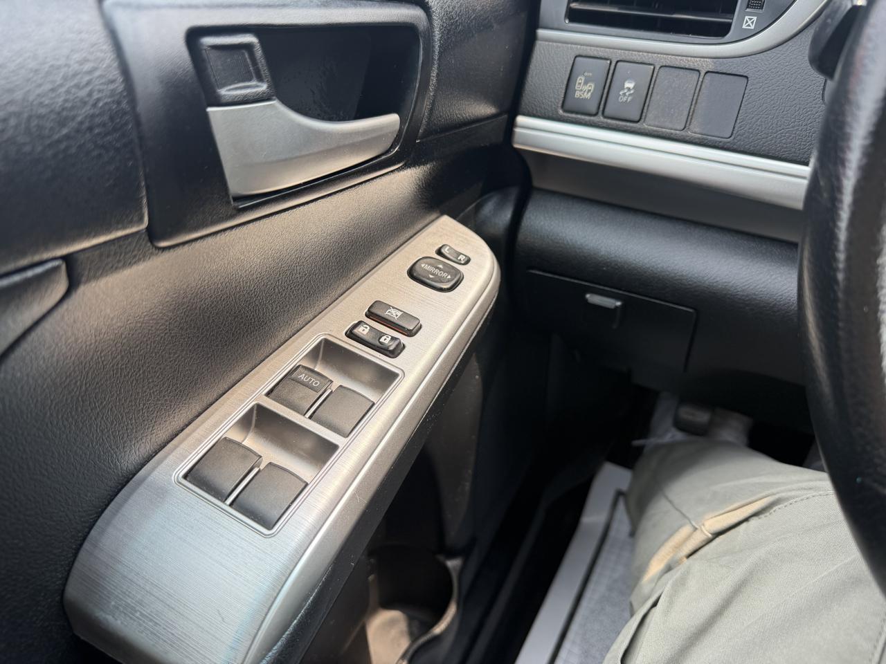 Toyota Camry XLE V6 2013