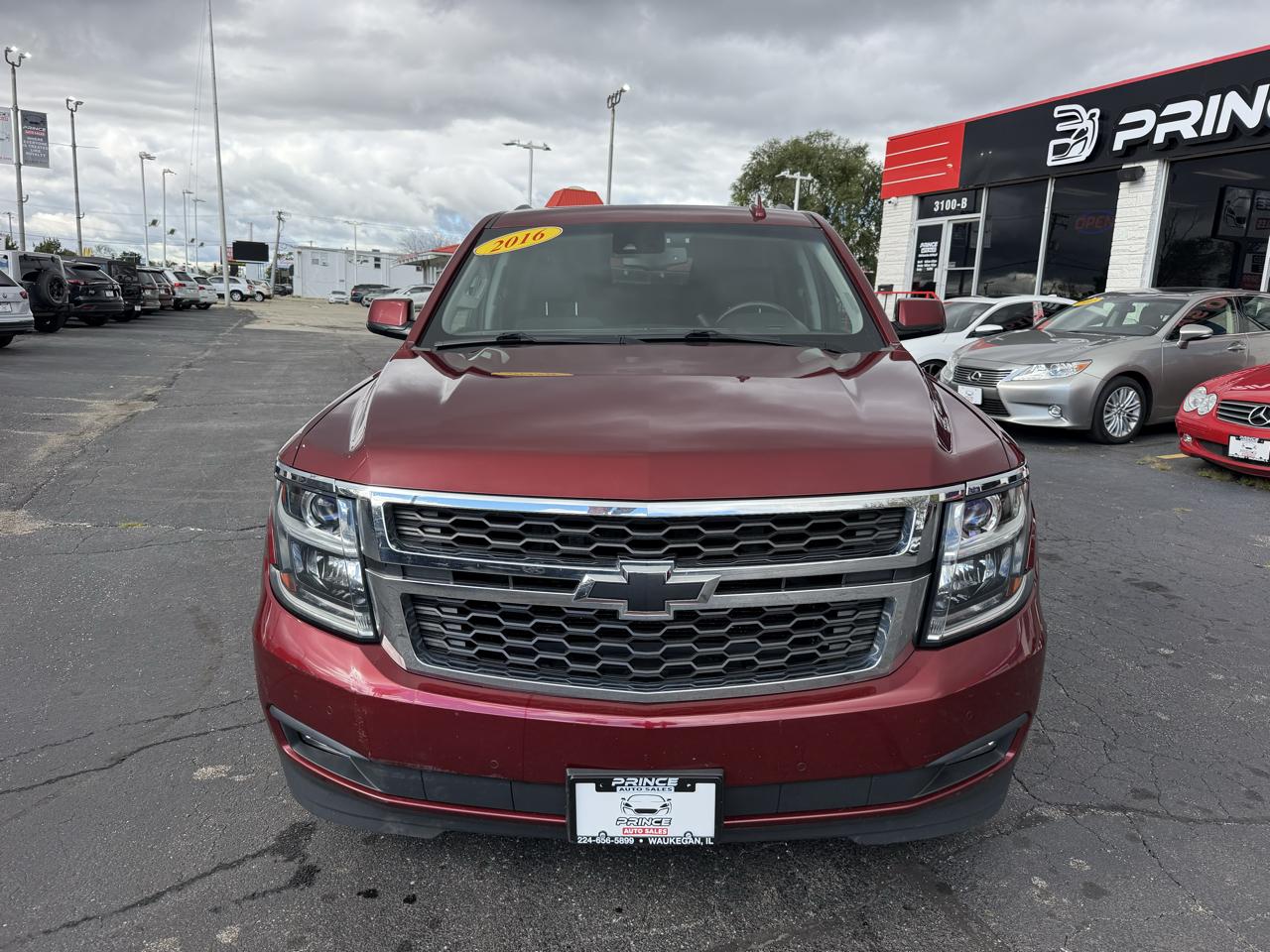 Chevrolet Suburban LT 4WD 2016