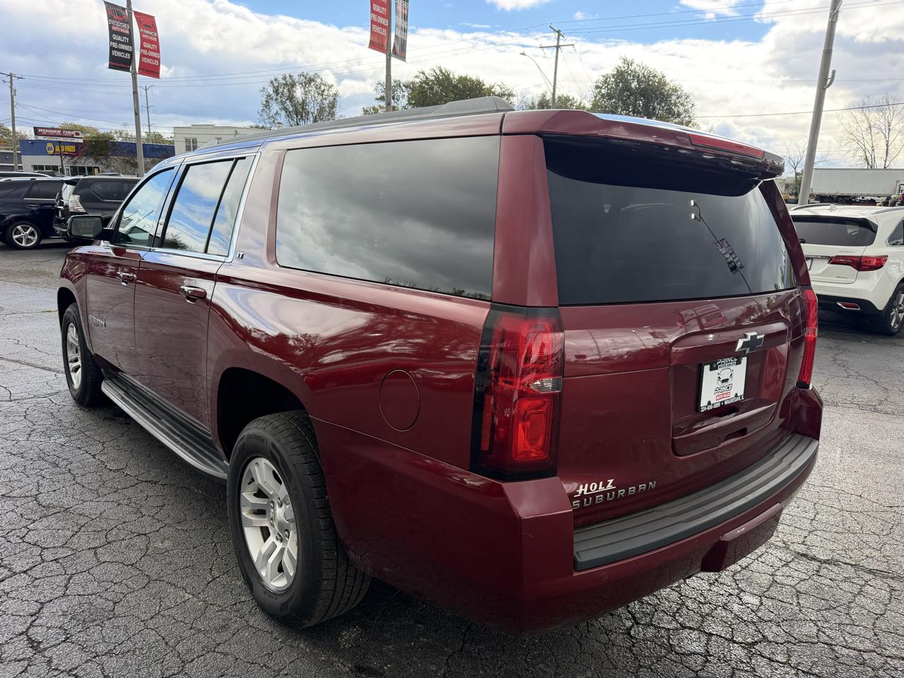 Chevrolet Suburban LT 4WD 2016