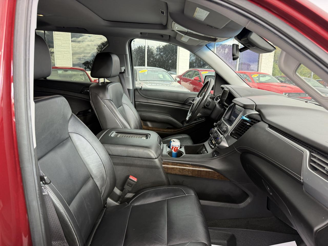 Chevrolet Suburban LT 4WD 2016