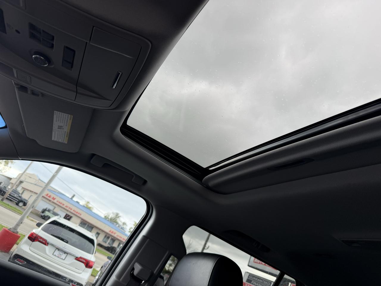 Chevrolet Suburban LT 4WD 2016