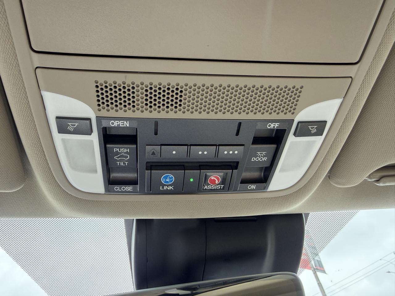 Acura MDX SH-AWD 9-Spd AT w/Tech and Entertainment Package 2020