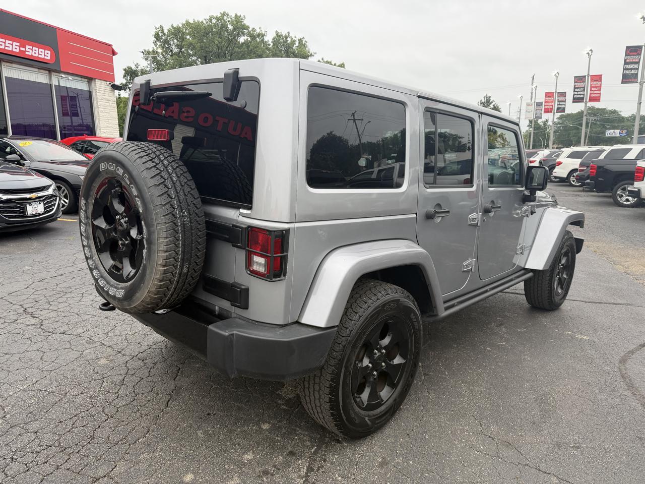 Jeep Wrangler Unlimited Sahara 4WD 2015