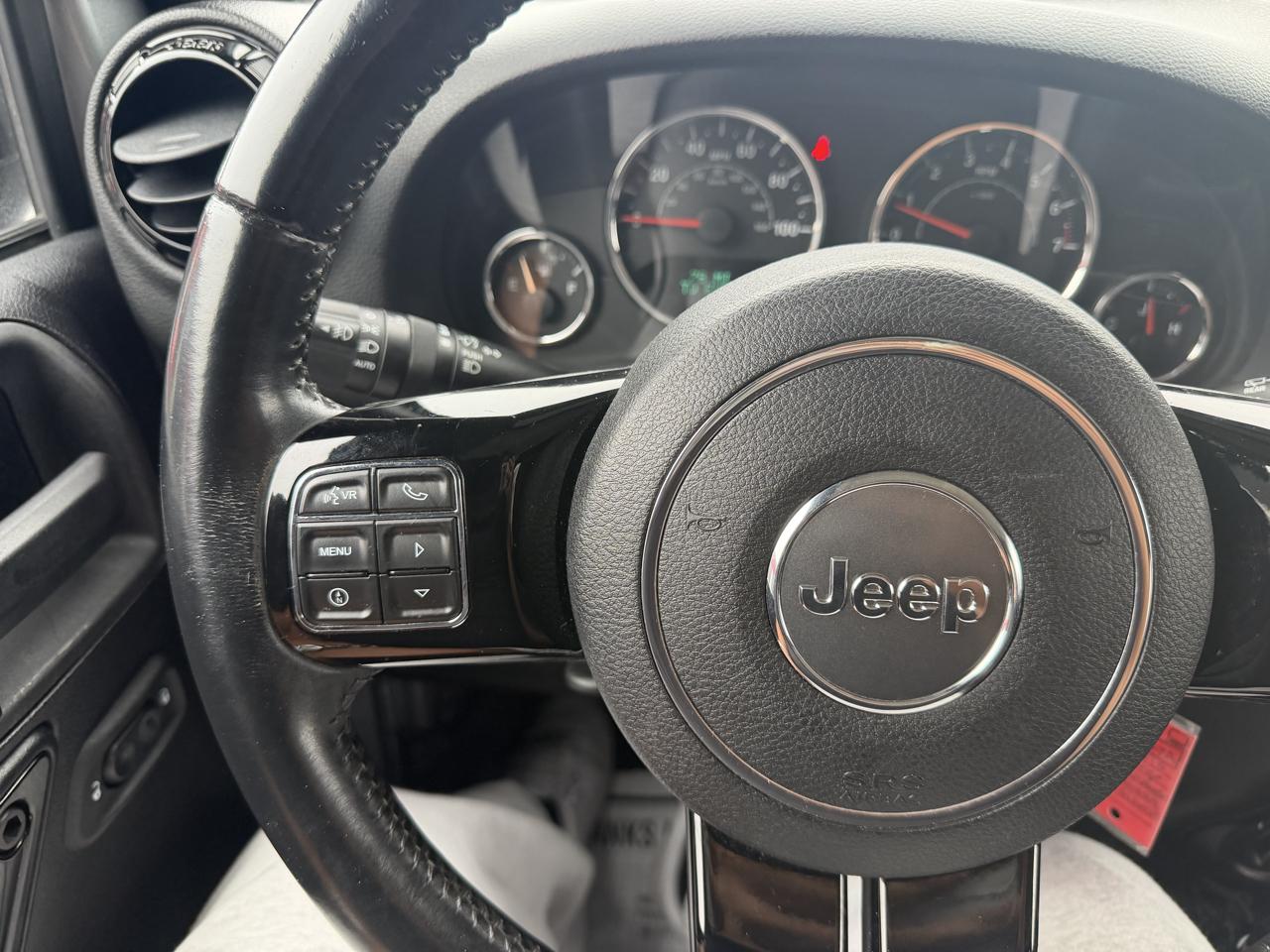 Jeep Wrangler Unlimited Sahara 4WD 2015