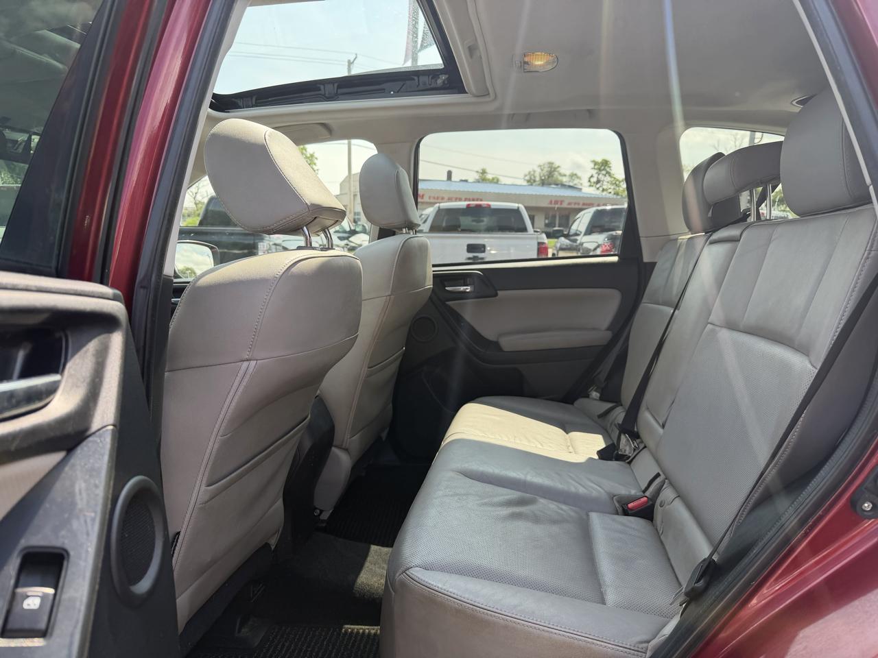 Subaru Forester 2.5i Touring 2015