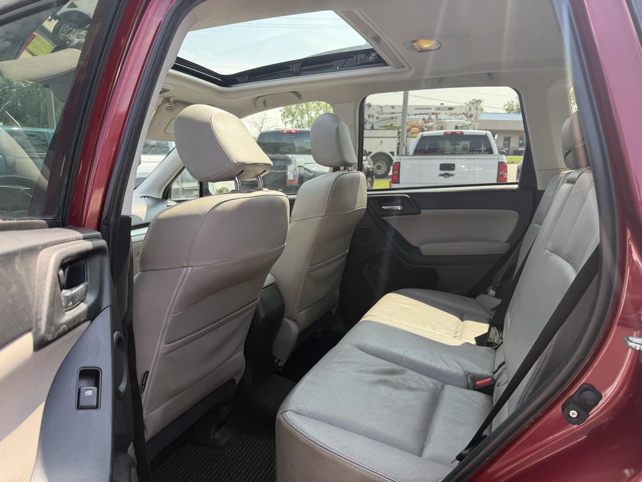 Subaru Forester 2.5i Touring 2015