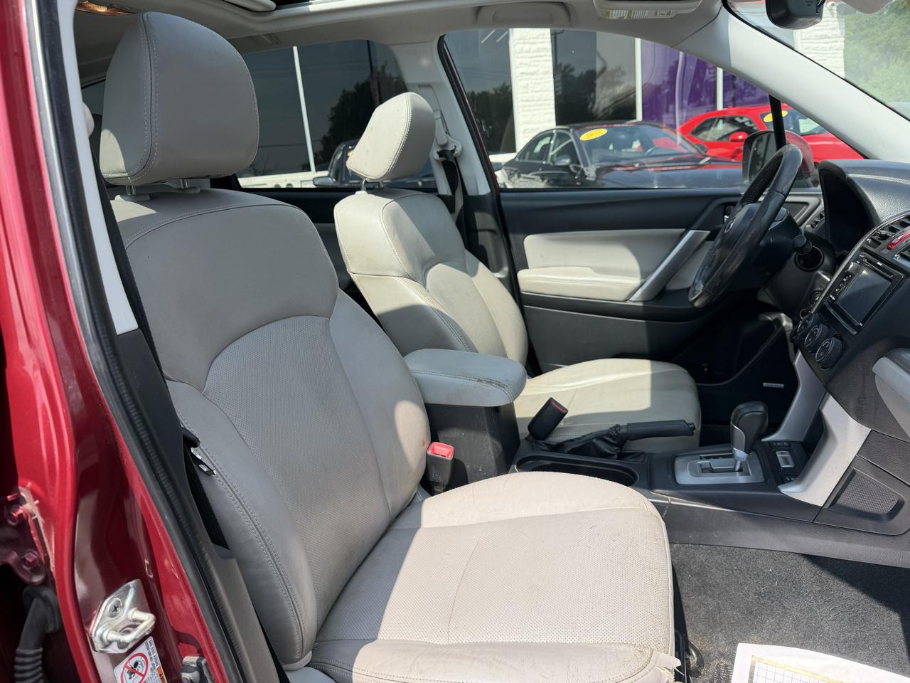 Subaru Forester 2.5i Touring 2015