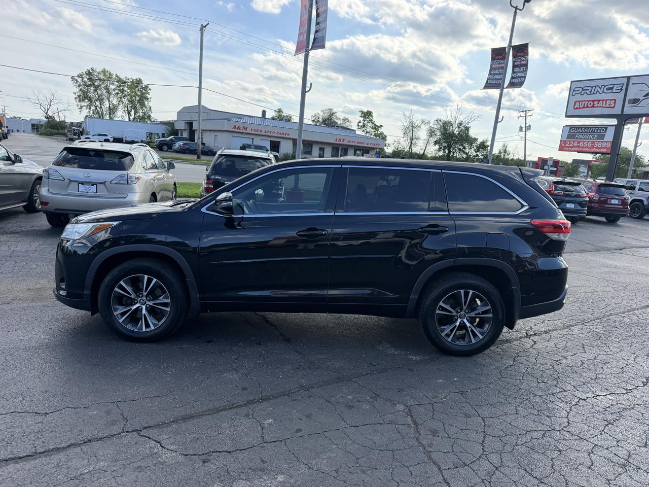 Toyota Highlander LE Plus AWD V6 2017