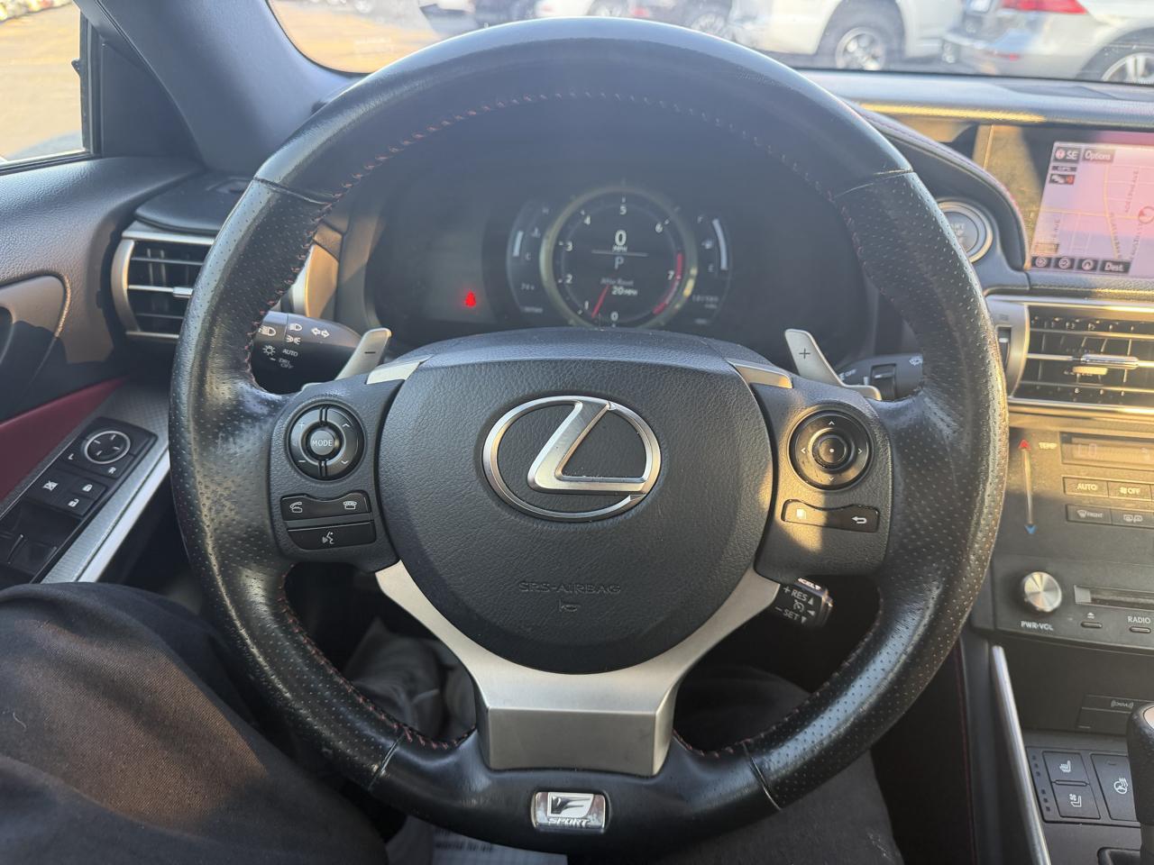 Lexus ES 350 Sedan 2015