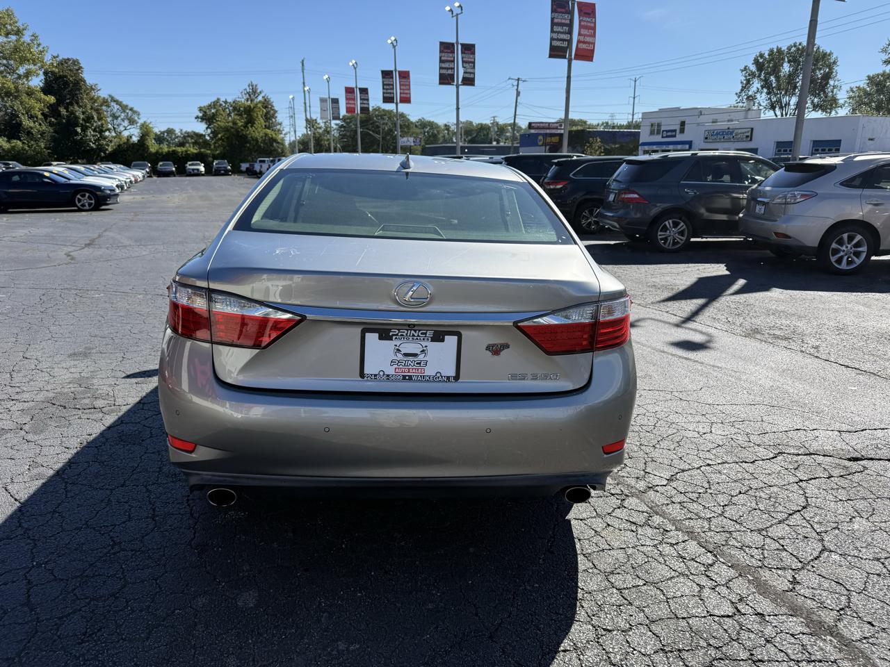 Lexus ES 350 Sedan 2015