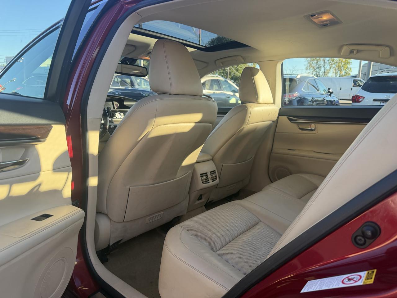Lexus ES 350 Sedan 2014