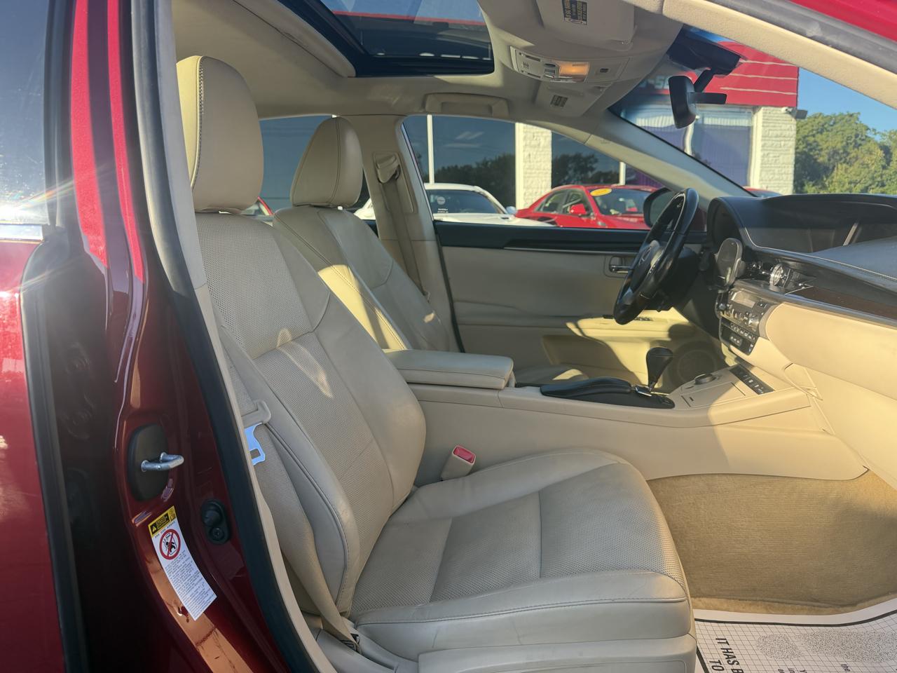 Lexus ES 350 Sedan 2014