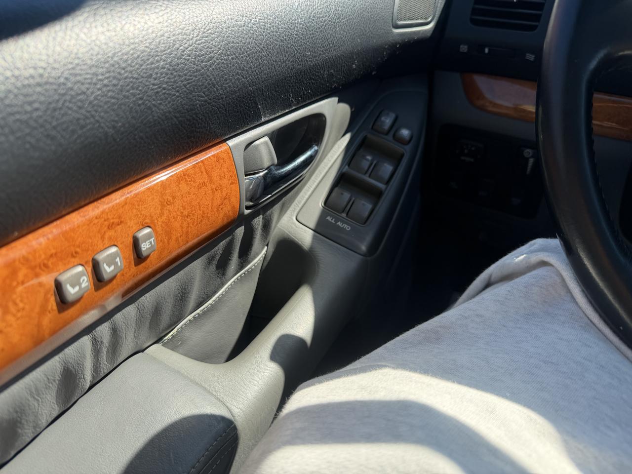 Lexus GX 470 Sport Utility 2004