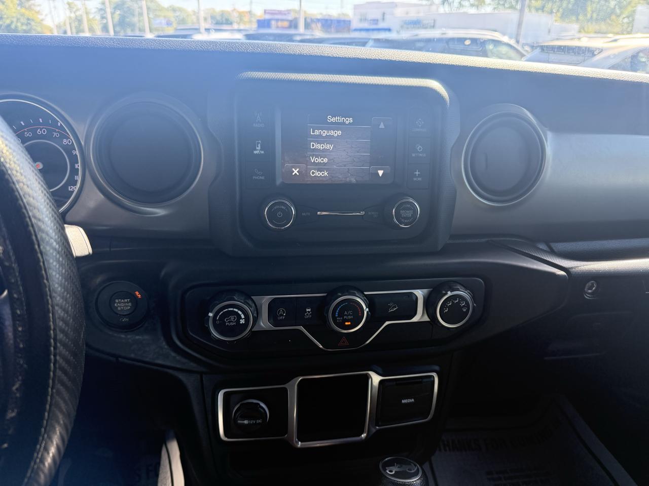 Jeep Wrangler Unlimited Sport 2018